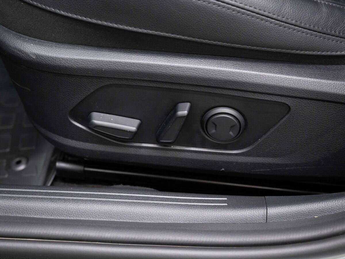 Купить Kia K5 с пробегом. Фото: #10