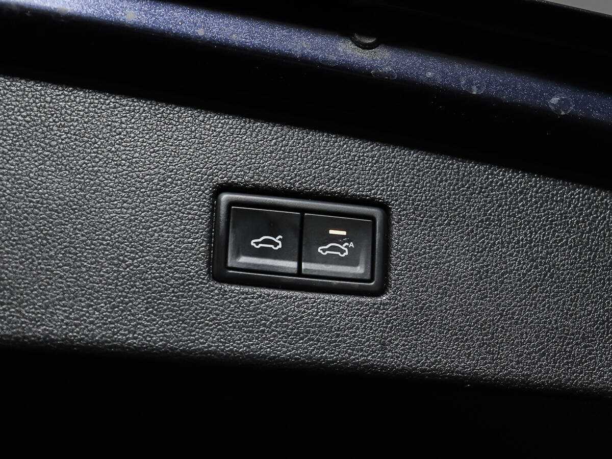 Купить Volkswagen Tiguan с пробегом. Фото: #14