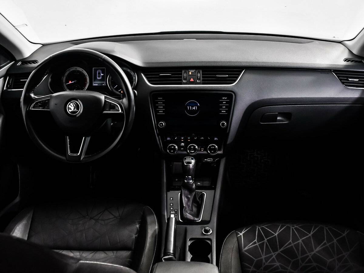 Купить Skoda Octavia с пробегом. Фото: #11