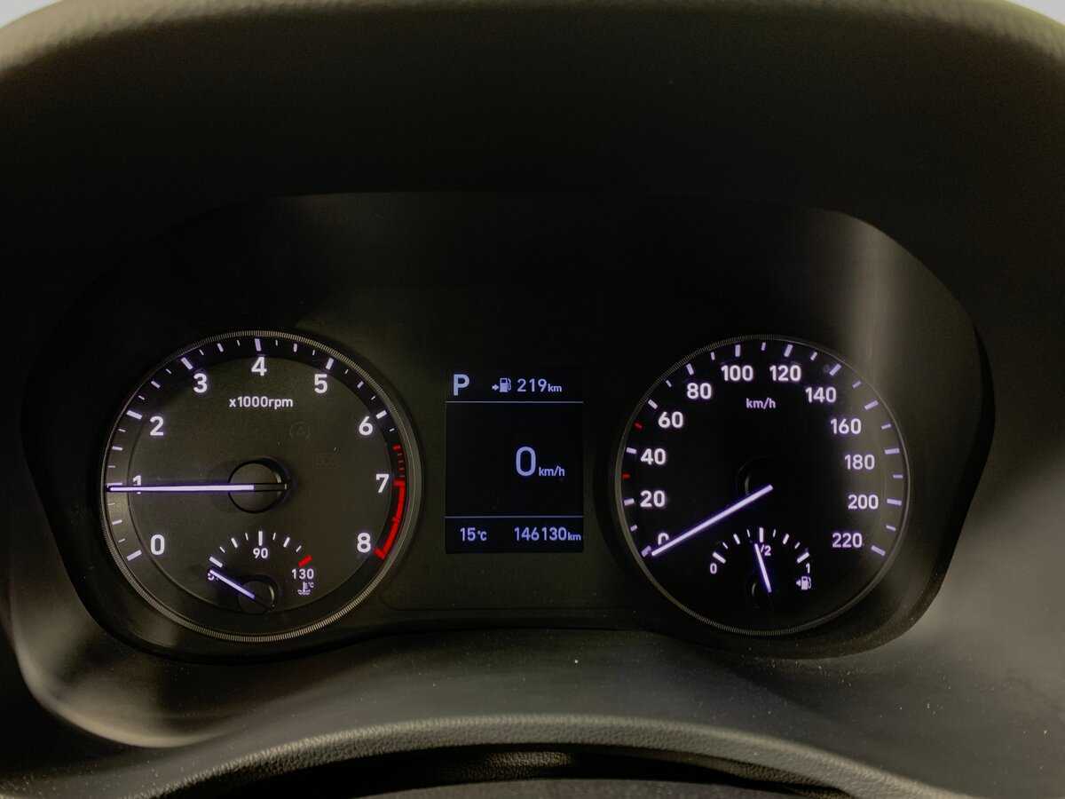 Купить Hyundai Solaris с пробегом. Фото: #11