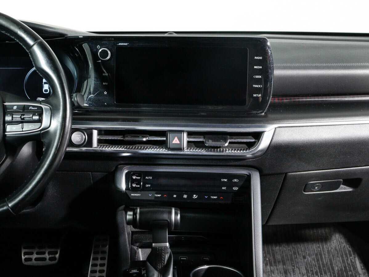 Купить Kia K5 с пробегом. Фото: #12