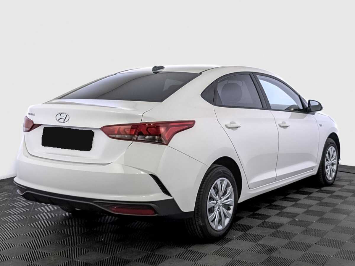 Купить Hyundai Solaris с пробегом. Фото: #4