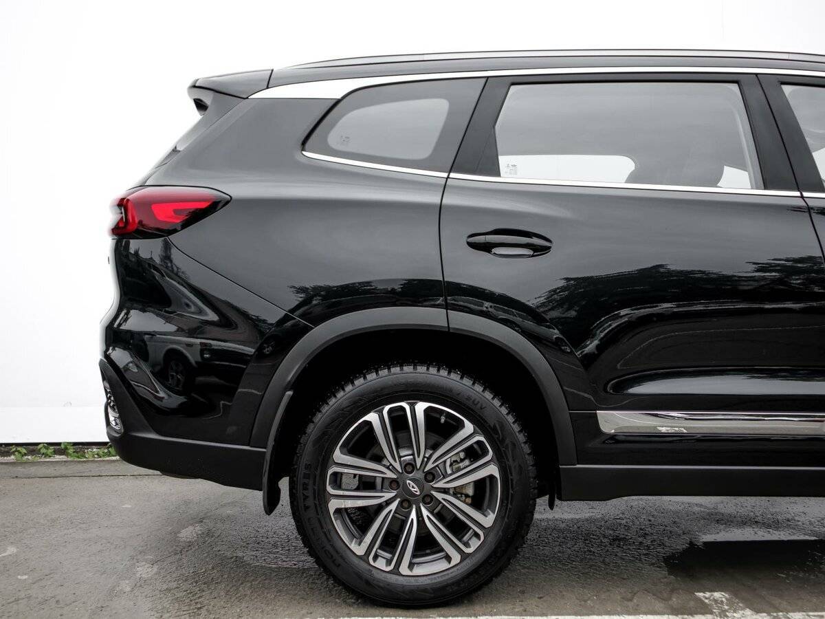 Купить Chery Tiggo 8 с пробегом. Фото: #5