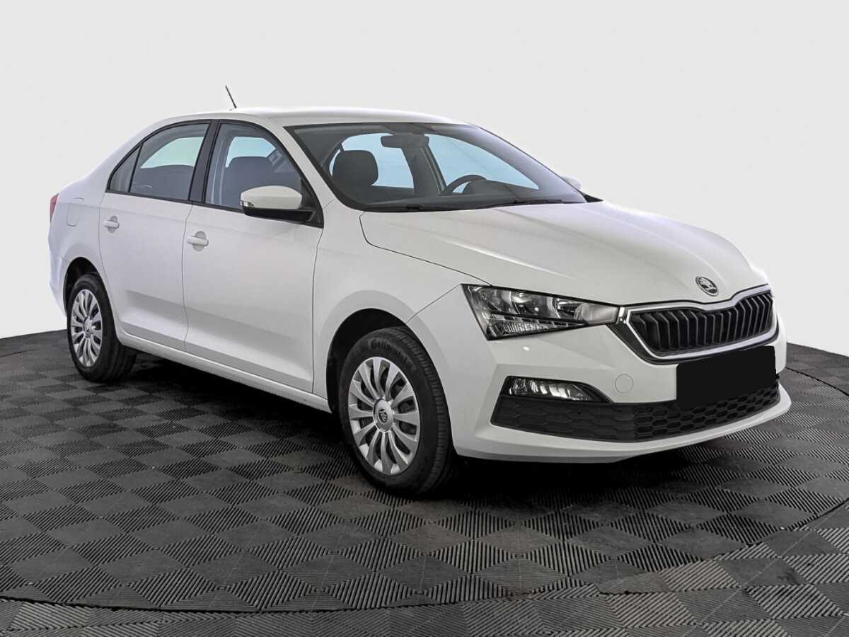 Купить Skoda Rapid с пробегом. Фото: #2