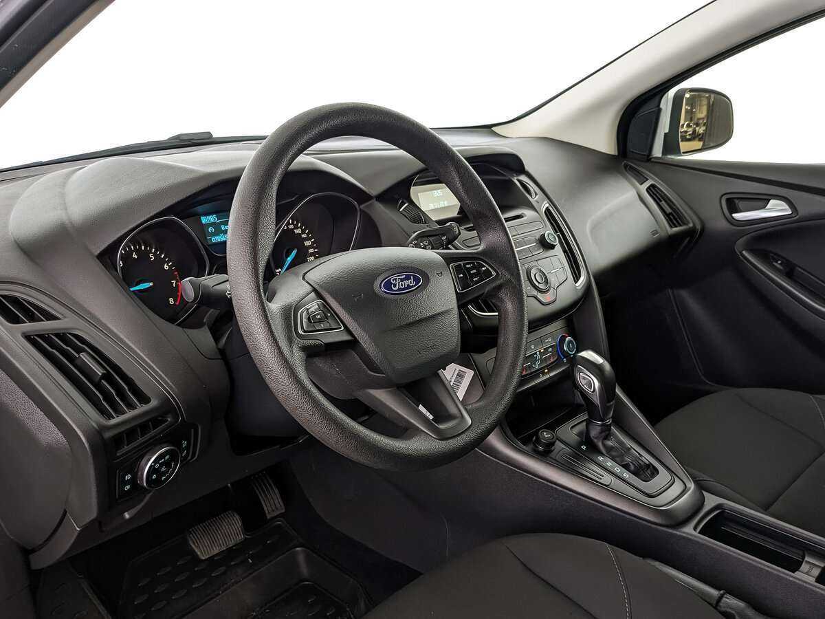 Купить Ford Focus с пробегом. Фото: #10