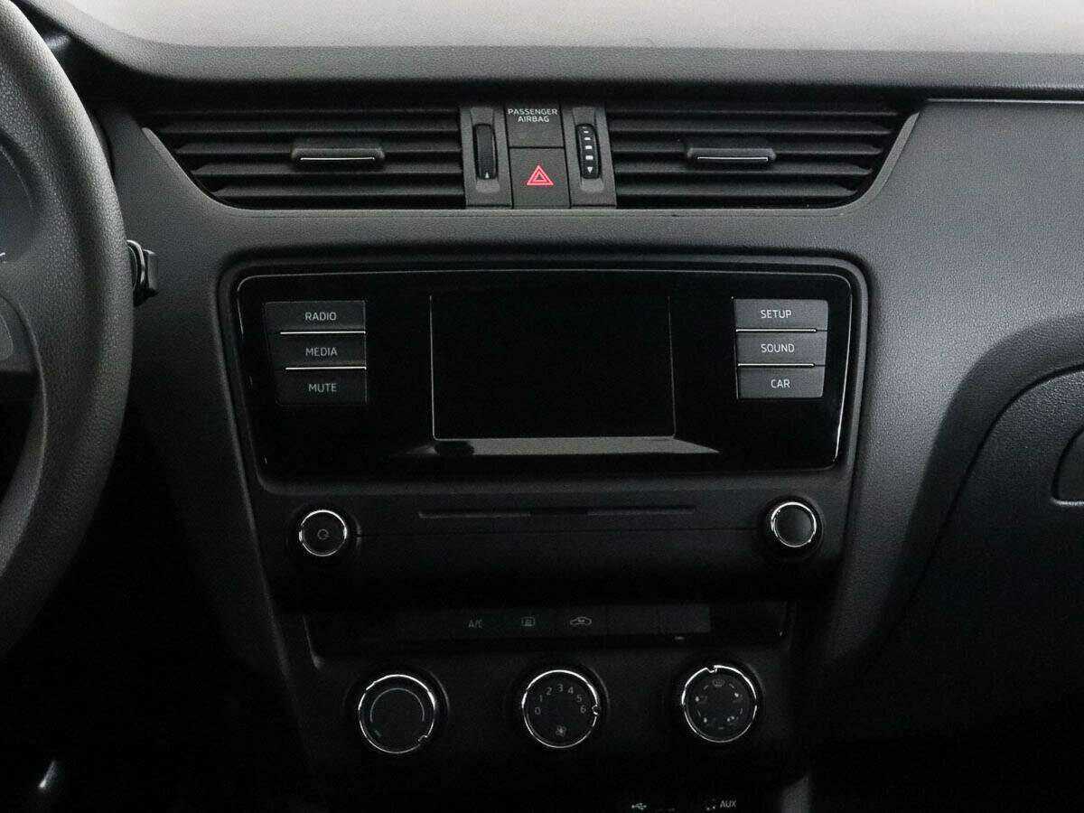 Купить Skoda Octavia с пробегом. Фото: #10