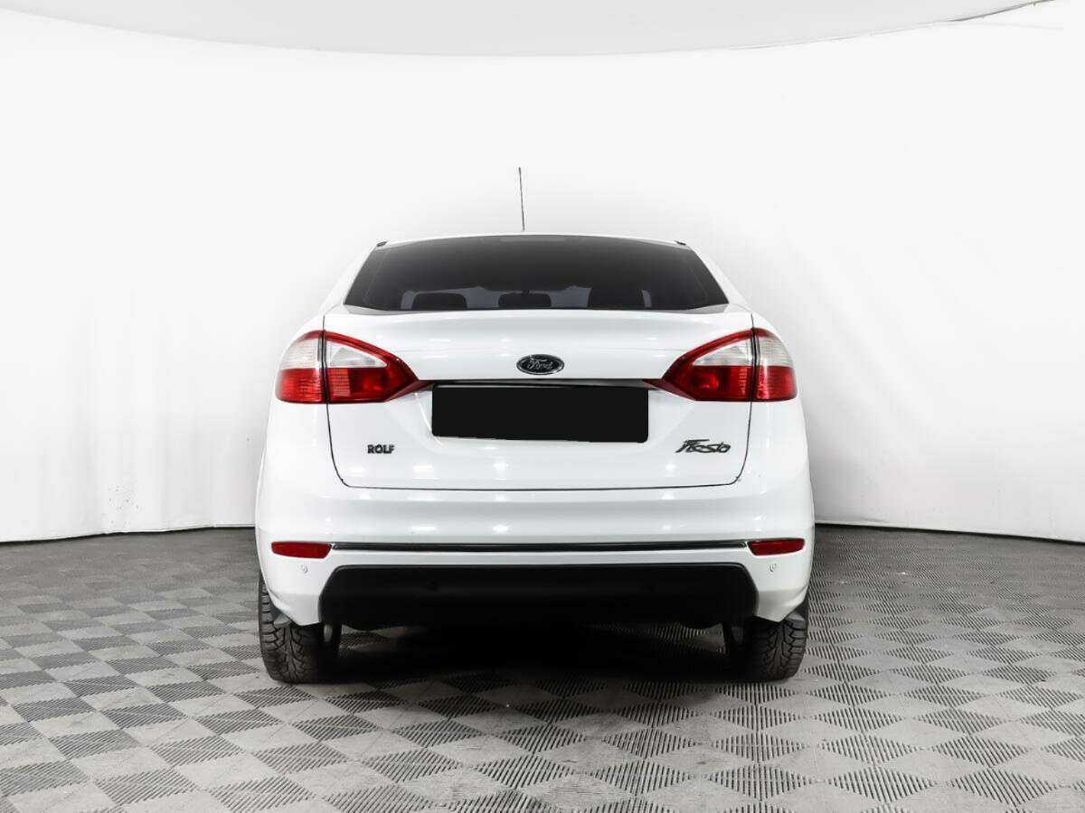 Купить Ford Fiesta с пробегом. Фото: #4