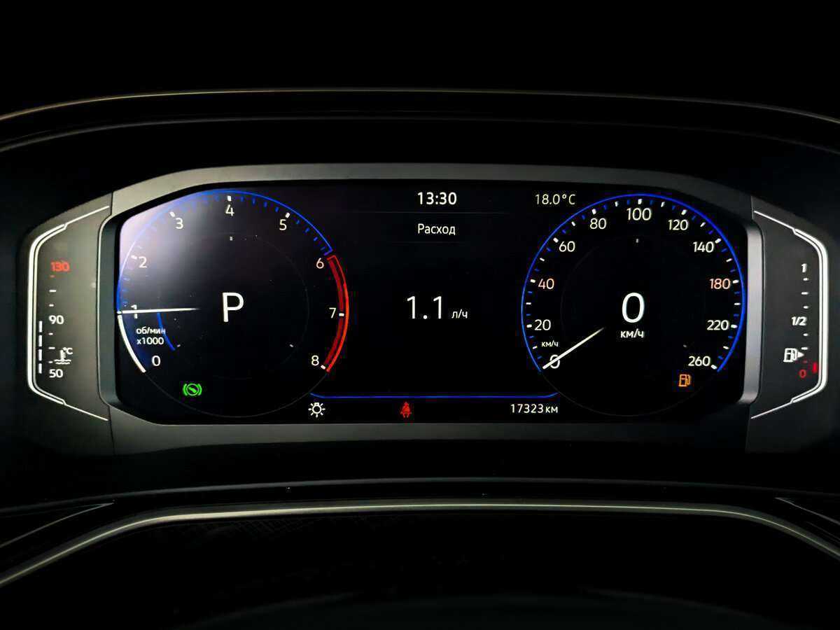 Купить Volkswagen Polo с пробегом. Фото: #10