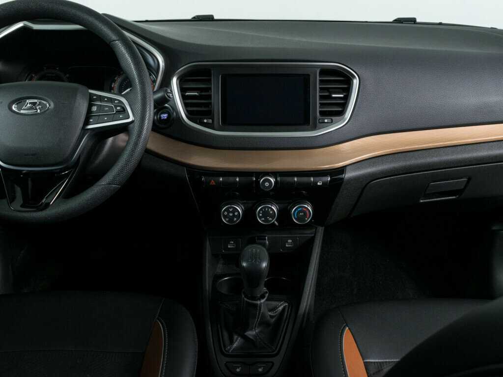 Купить Lada (ВАЗ) Vesta с пробегом. Фото: #8