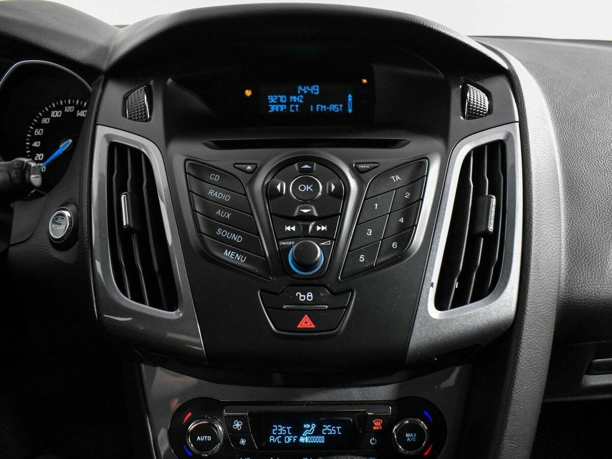 Купить Ford Focus с пробегом. Фото: #15