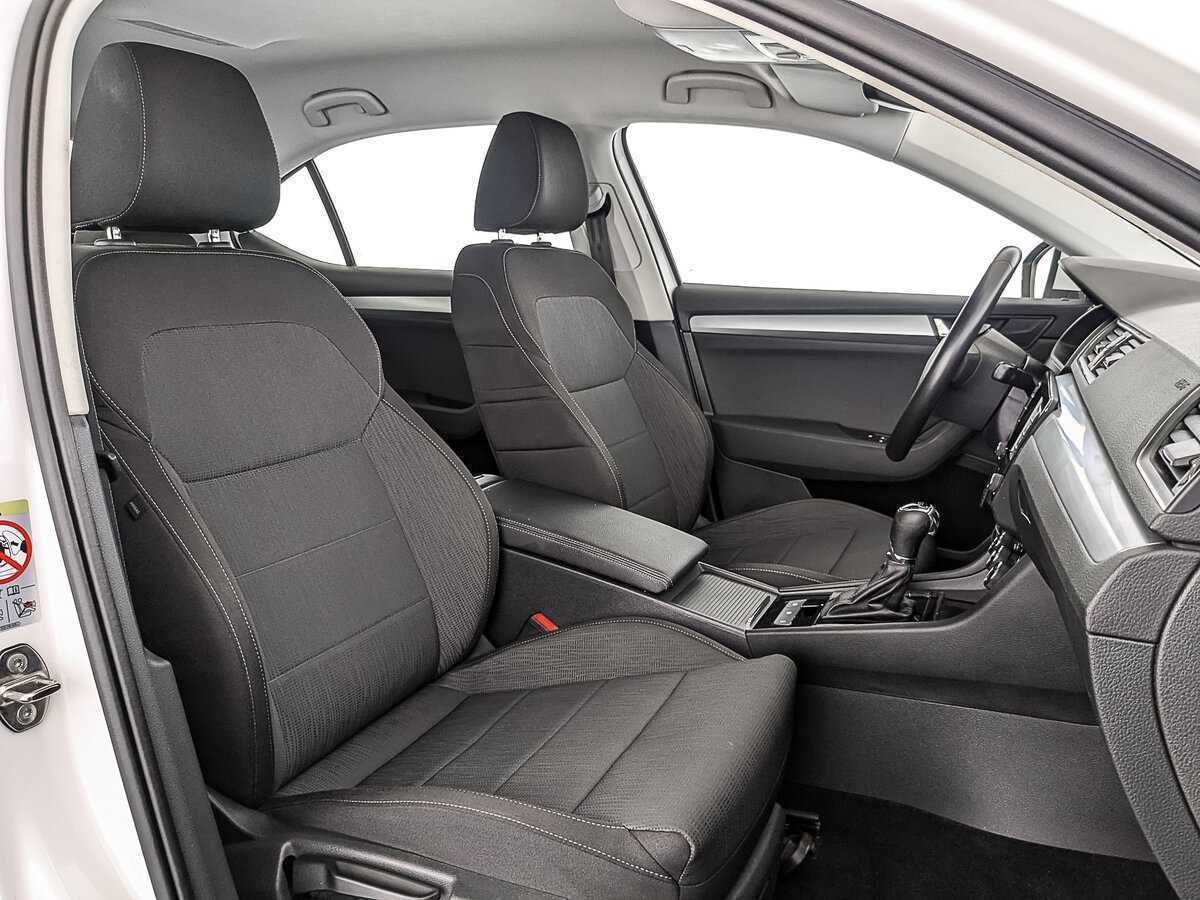 Купить Skoda Superb с пробегом. Фото: #23