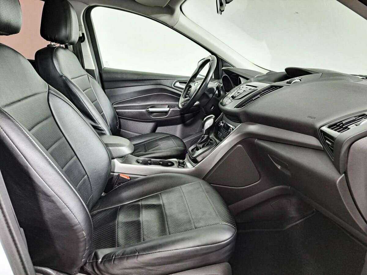 Купить Ford Kuga с пробегом. Фото: #8