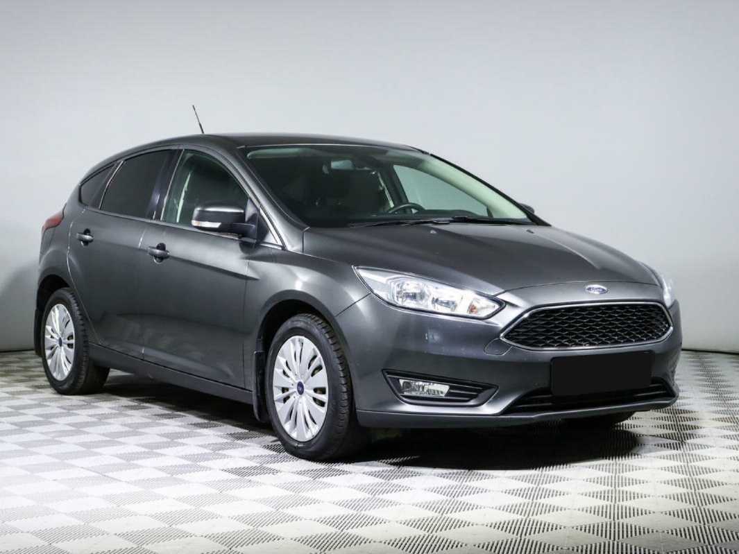 Купить Ford Focus с пробегом. Фото: #2