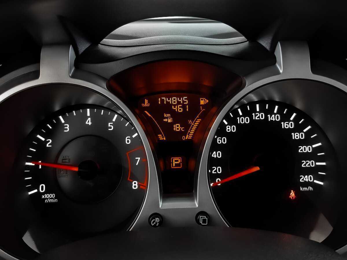 Купить Nissan Juke с пробегом. Фото: #13