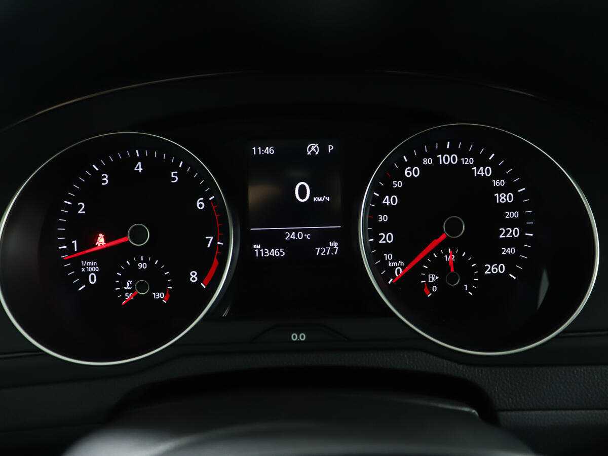 Купить Volkswagen Passat с пробегом. Фото: #14