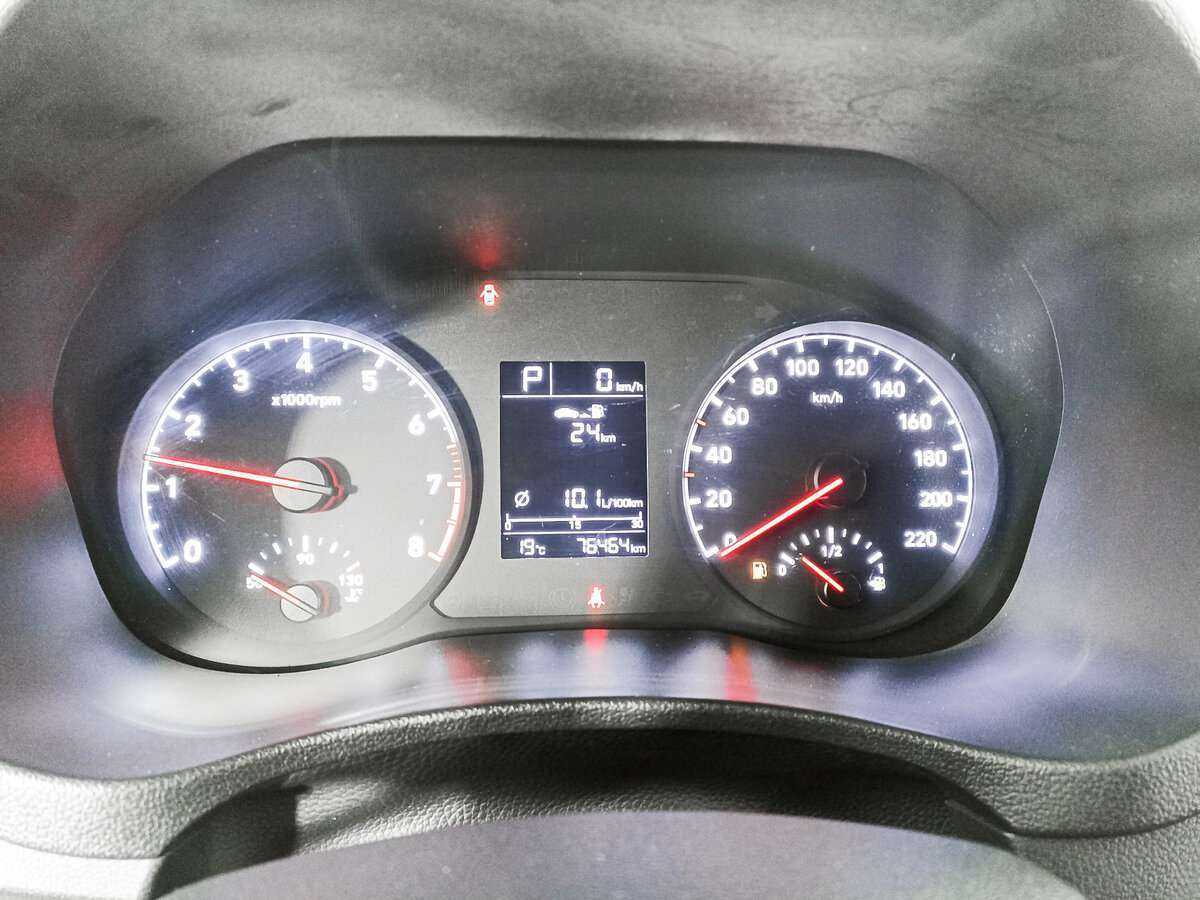 Купить Hyundai Solaris с пробегом. Фото: #12