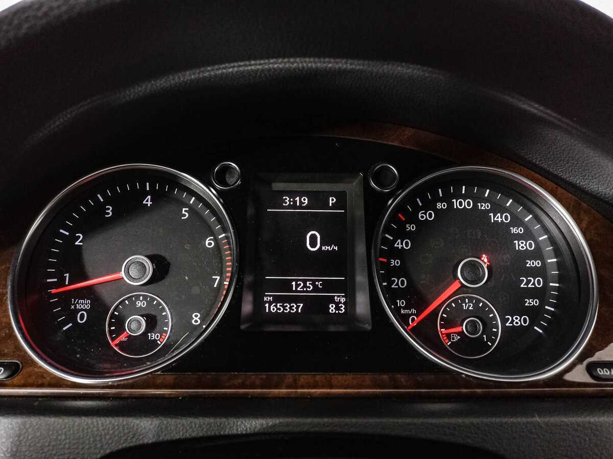 Купить Volkswagen Passat CC с пробегом. Фото: #10