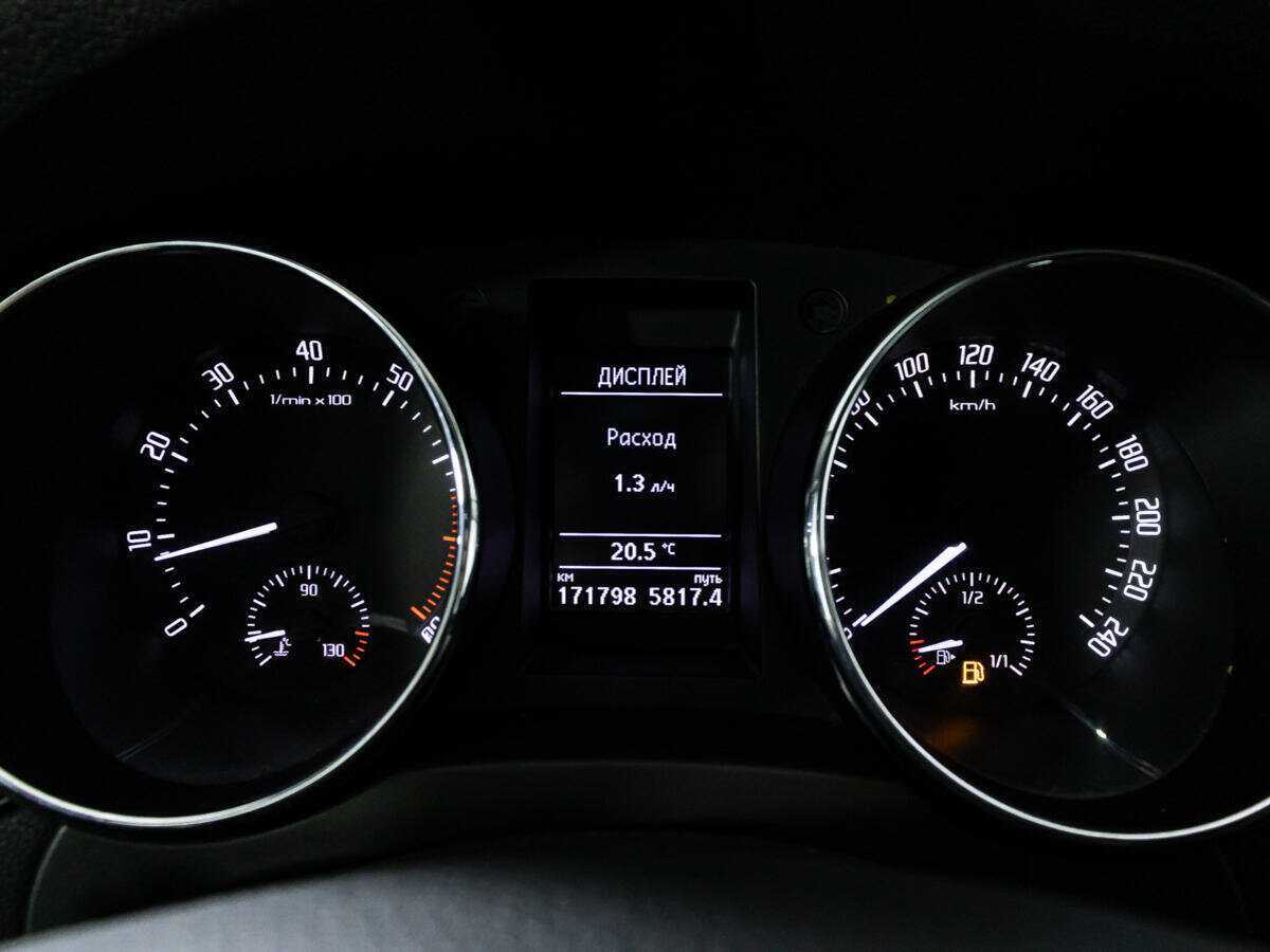 Купить Skoda Yeti с пробегом. Фото: #11