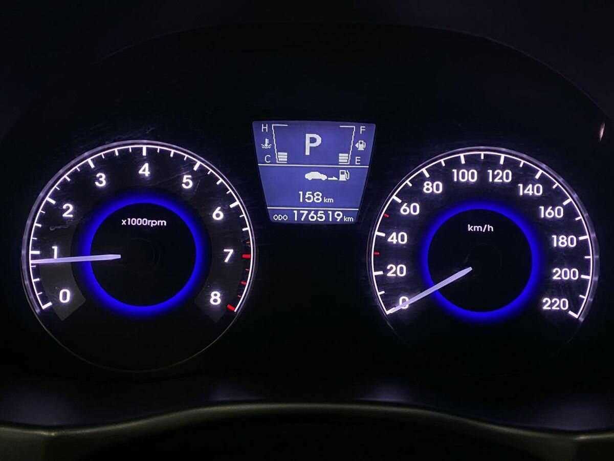 Купить Hyundai Solaris с пробегом. Фото: #12