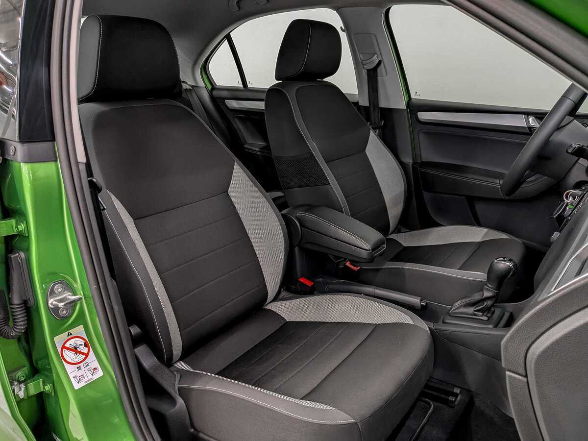 Купить Skoda Rapid с пробегом. Фото: #20