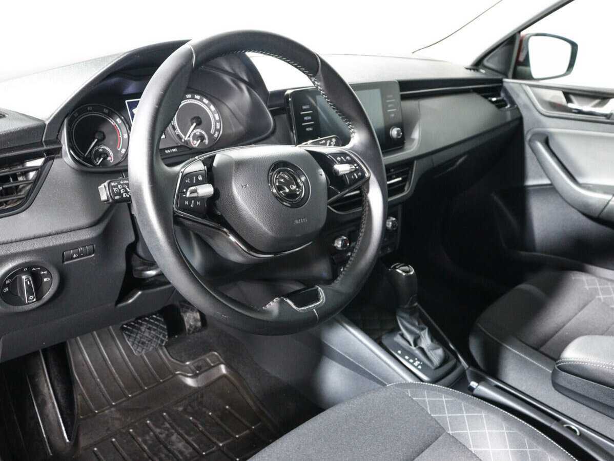 Купить Skoda Rapid с пробегом. Фото: #13