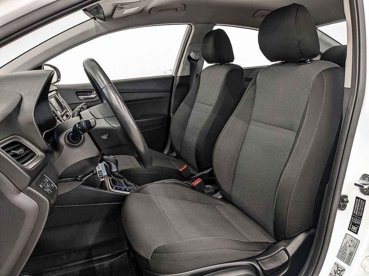 Купить Hyundai Solaris с пробегом. Фото: #17