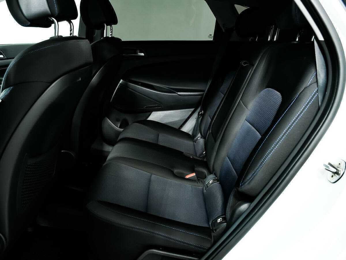Купить Hyundai Tucson с пробегом. Фото: #11