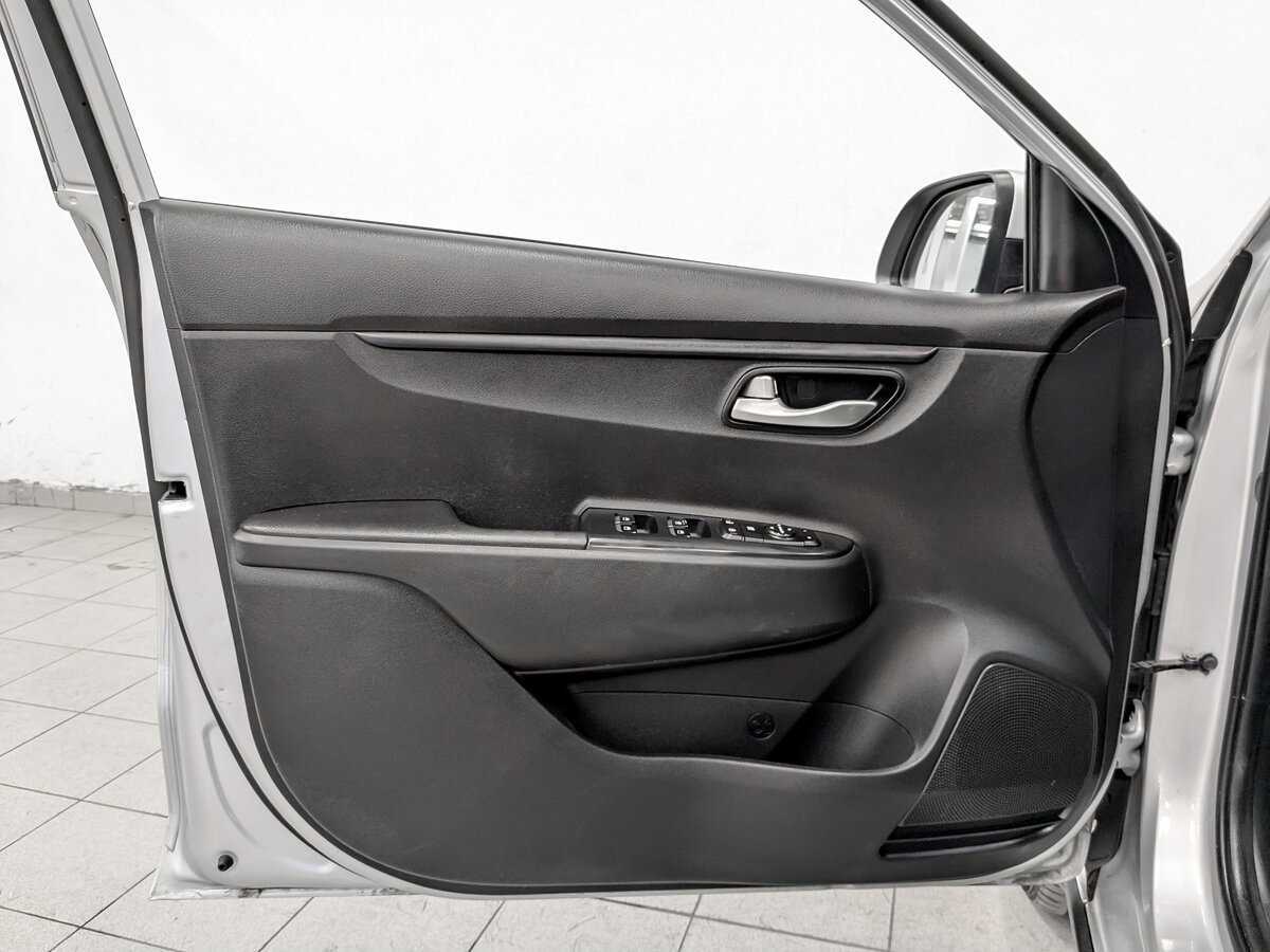 Купить Kia Rio с пробегом. Фото: #16