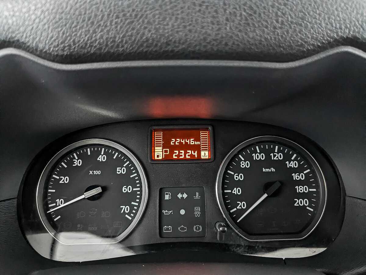 Купить Nissan Terrano с пробегом. Фото: #15