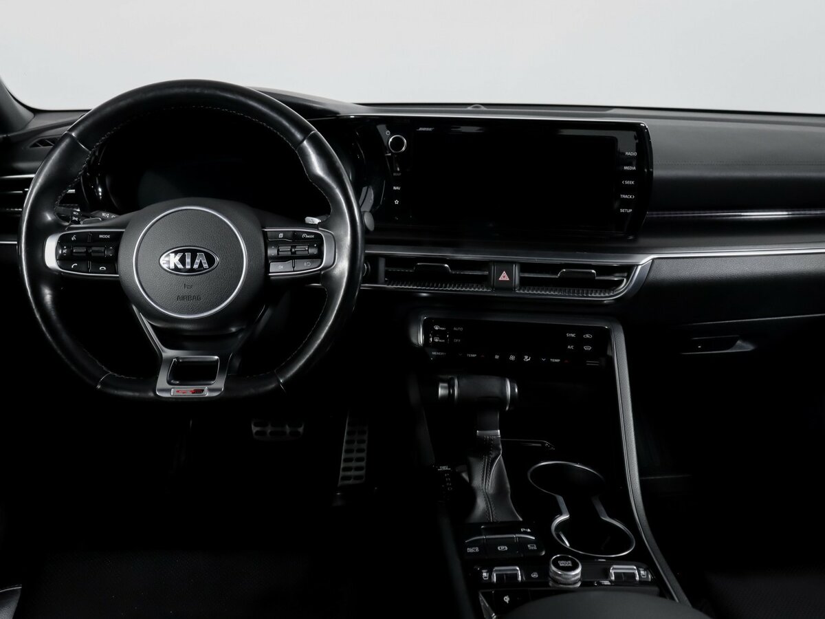 Купить Kia K5 с пробегом. Фото: #11