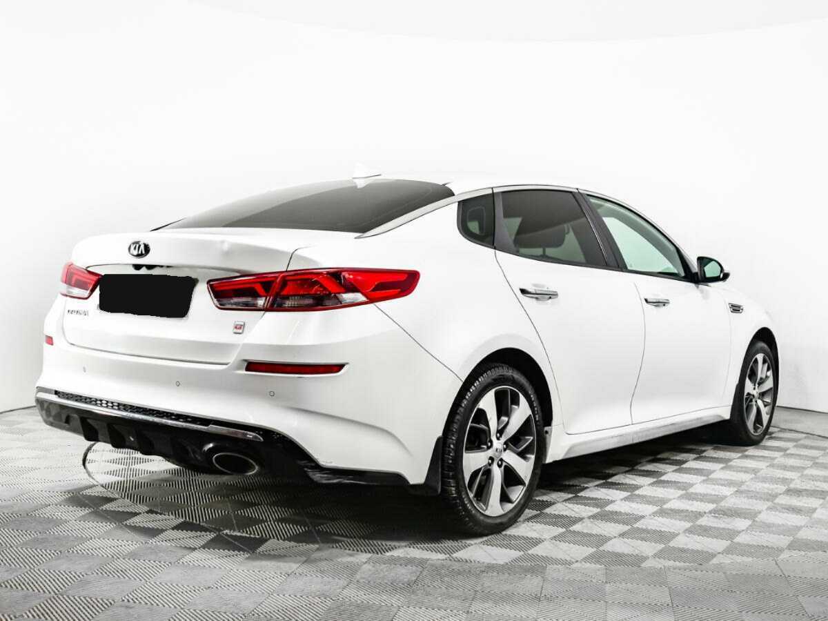 Купить Kia Optima с пробегом. Фото: #4