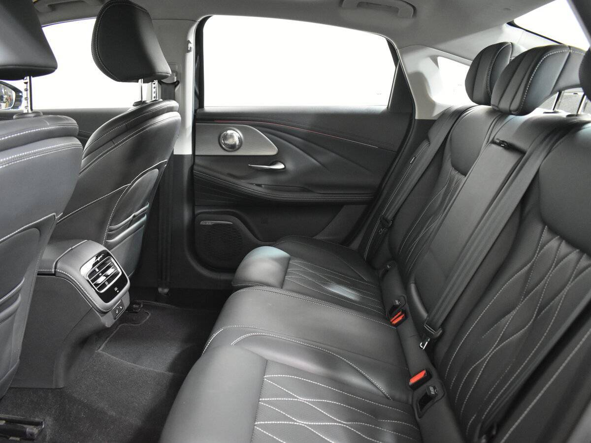 Купить Chery Arrizo 8 с пробегом. Фото: #14