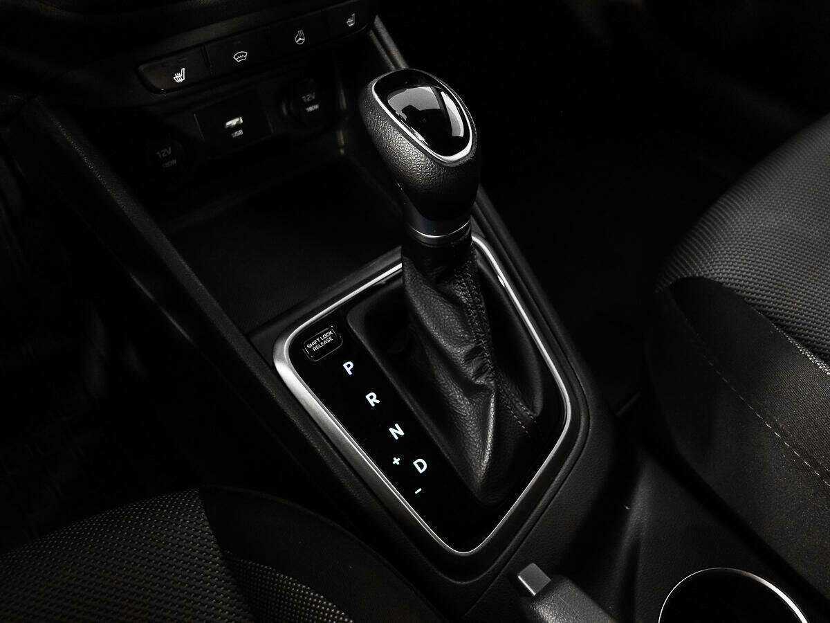 Купить Hyundai Solaris с пробегом. Фото: #9