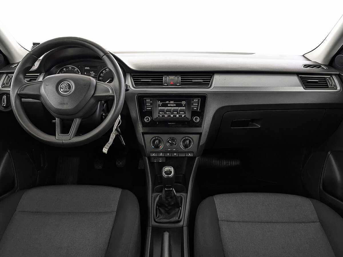 Купить Skoda Rapid с пробегом. Фото: #13