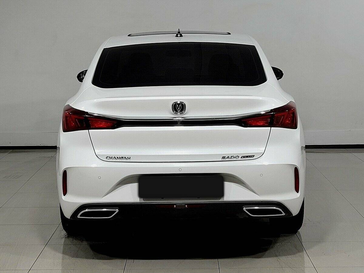 Купить Changan Eado Plus с пробегом. Фото: #2
