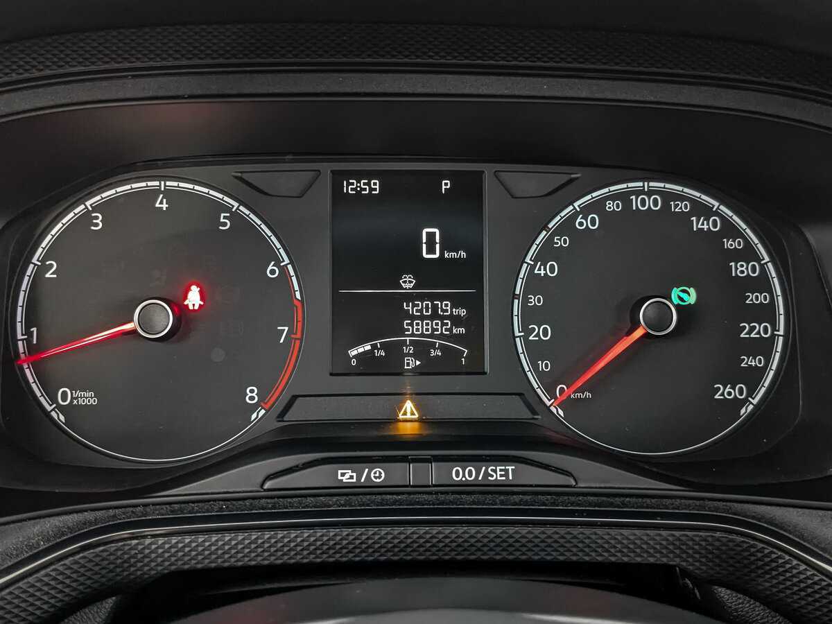 Купить Volkswagen Polo с пробегом. Фото: #11