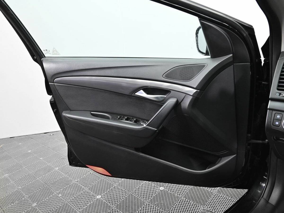 Купить Hyundai i40 с пробегом. Фото: #6