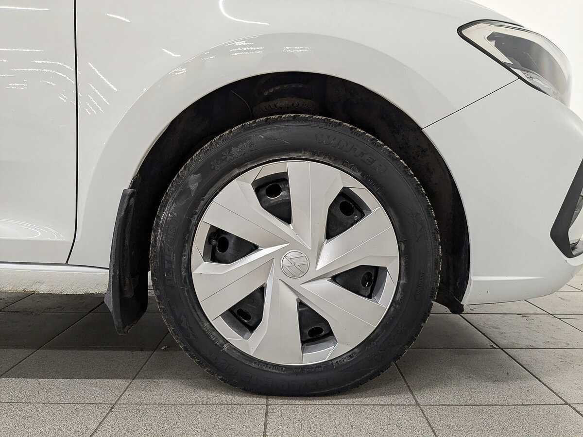 Купить Volkswagen Polo с пробегом. Фото: #11