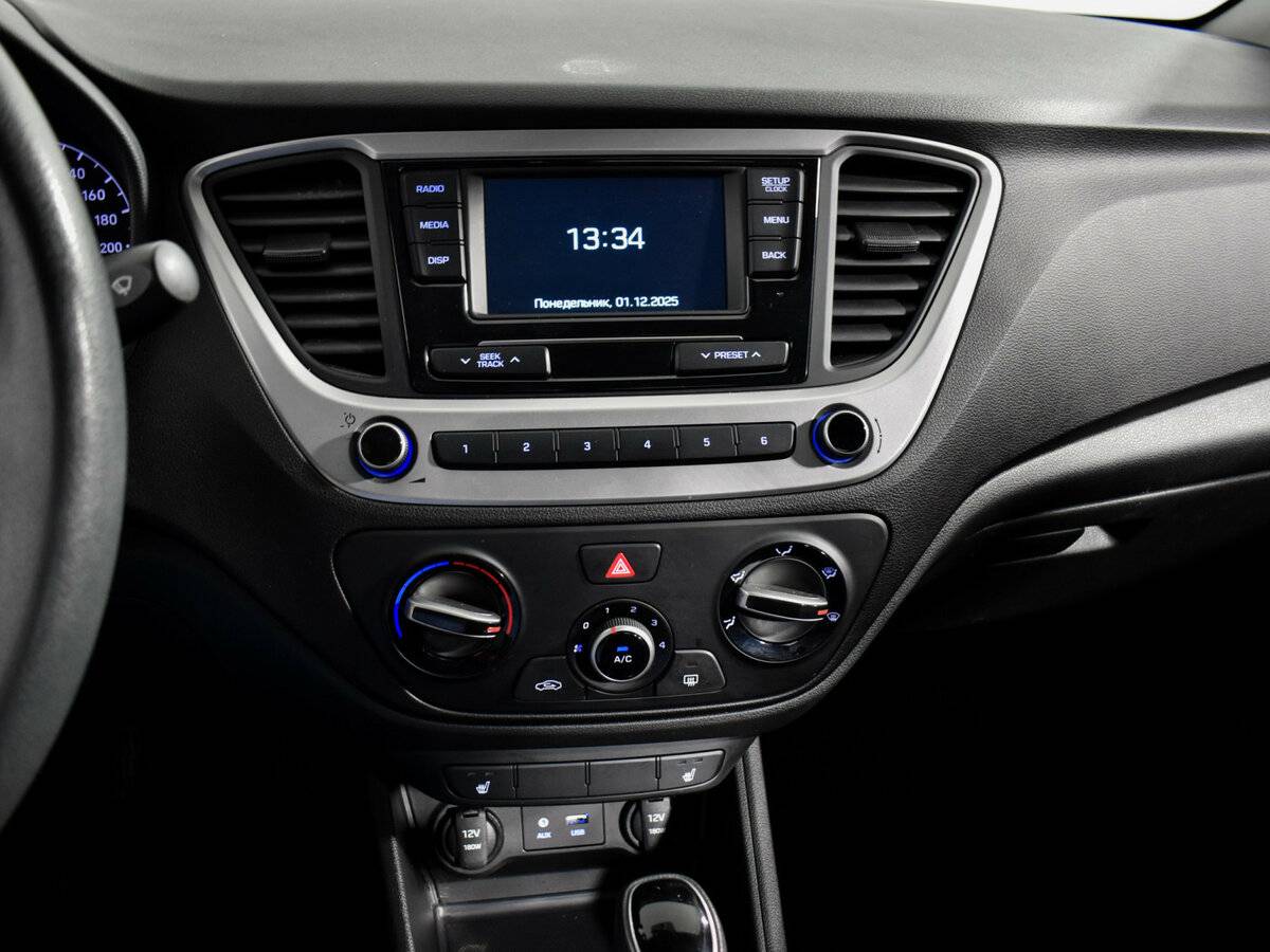Купить Hyundai Solaris с пробегом. Фото: #15