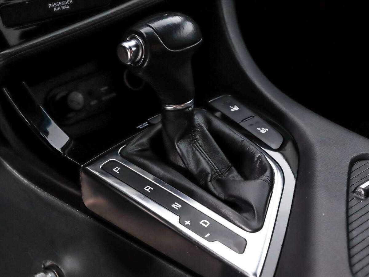 Купить Kia Optima с пробегом. Фото: #9