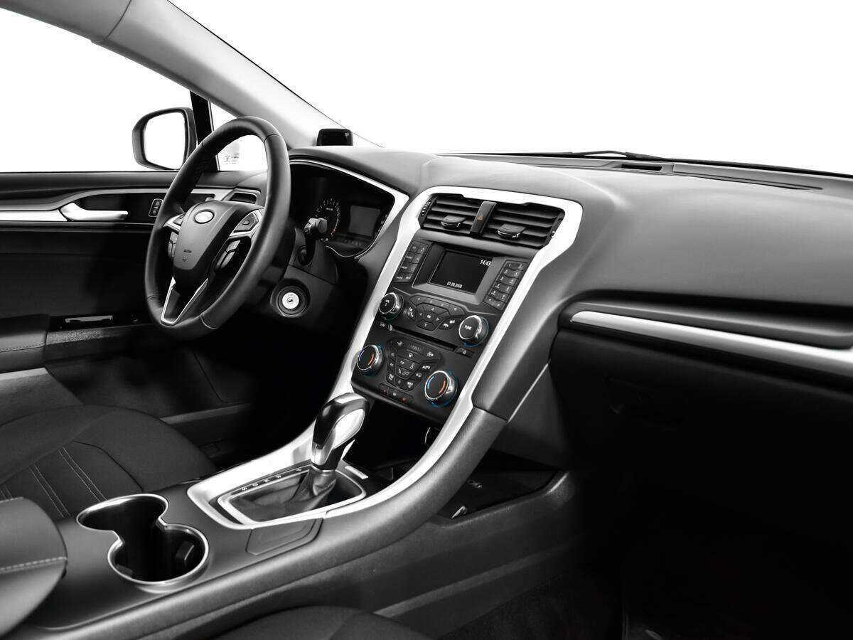 Купить Ford Mondeo с пробегом. Фото: #8