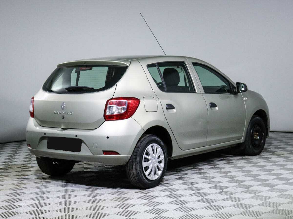 Купить Renault Sandero с пробегом. Фото: #4