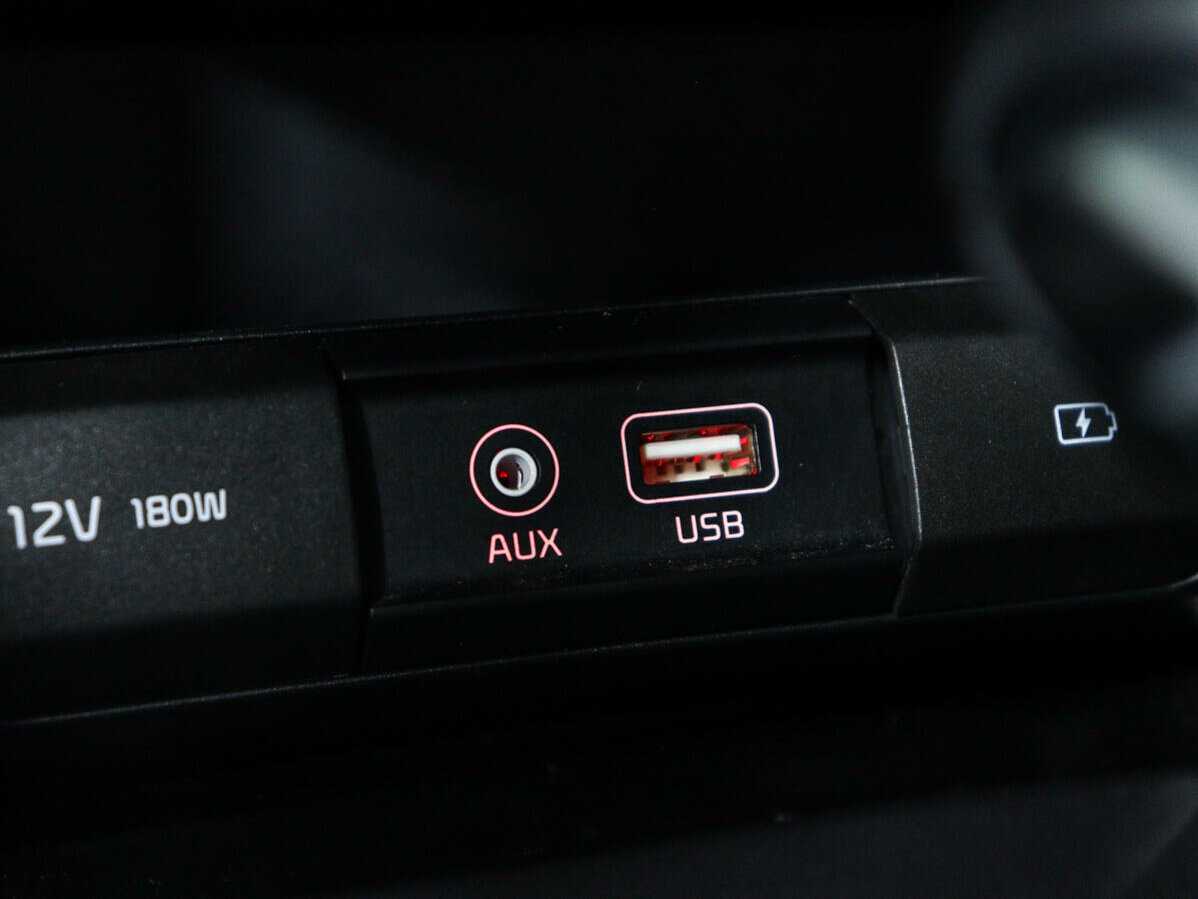 Купить Kia Ceed с пробегом. Фото: #20