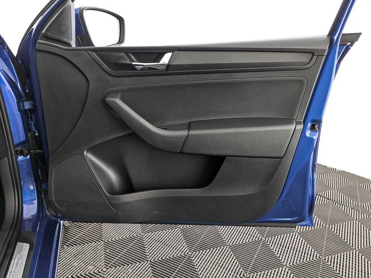 Купить Skoda Rapid с пробегом. Фото: #19