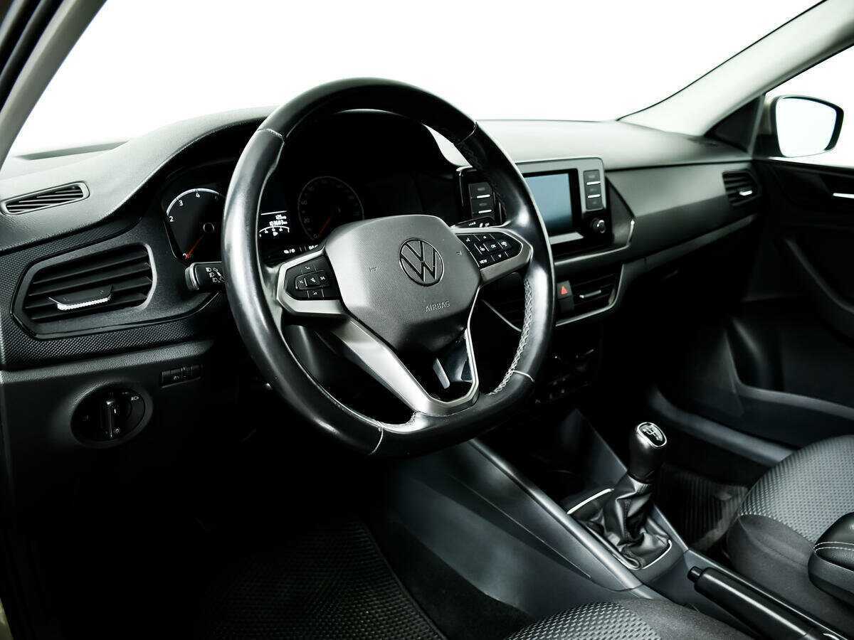Купить Volkswagen Polo с пробегом. Фото: #12