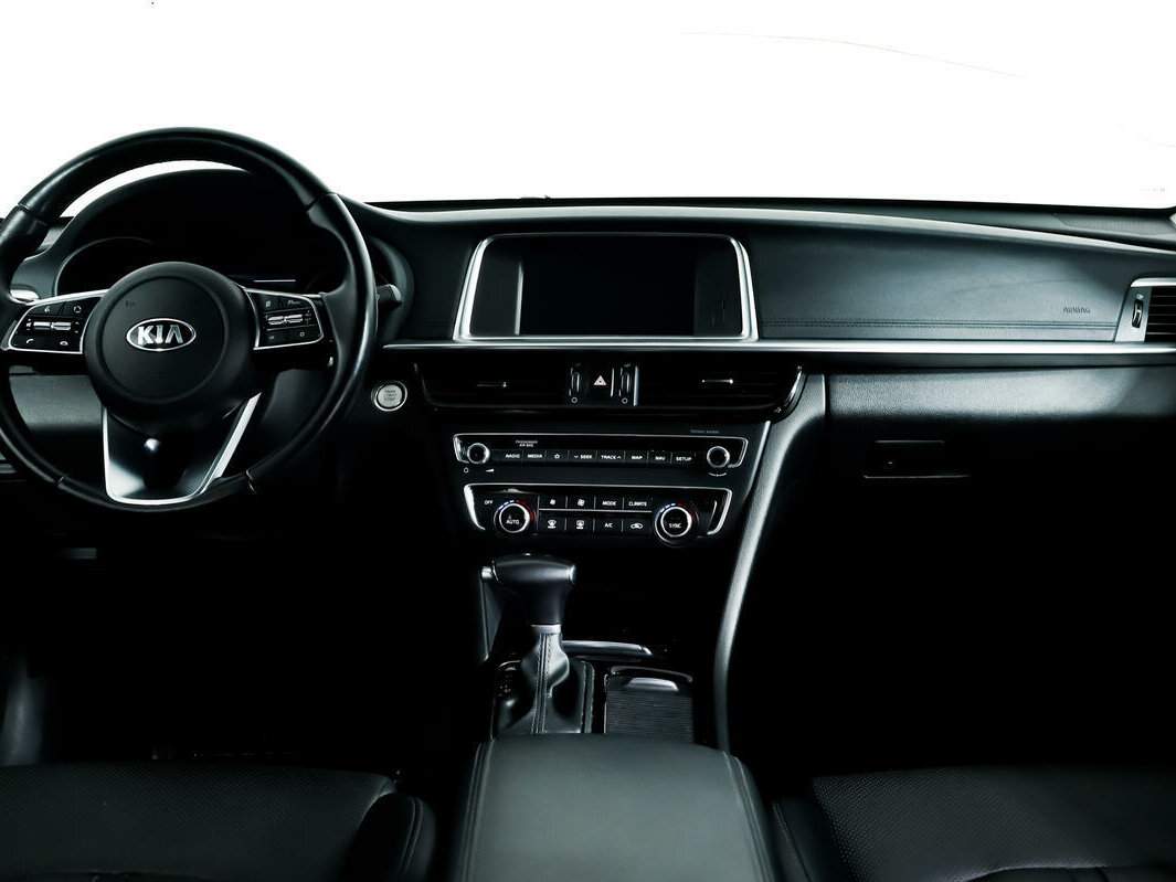Купить Kia Optima с пробегом. Фото: #10
