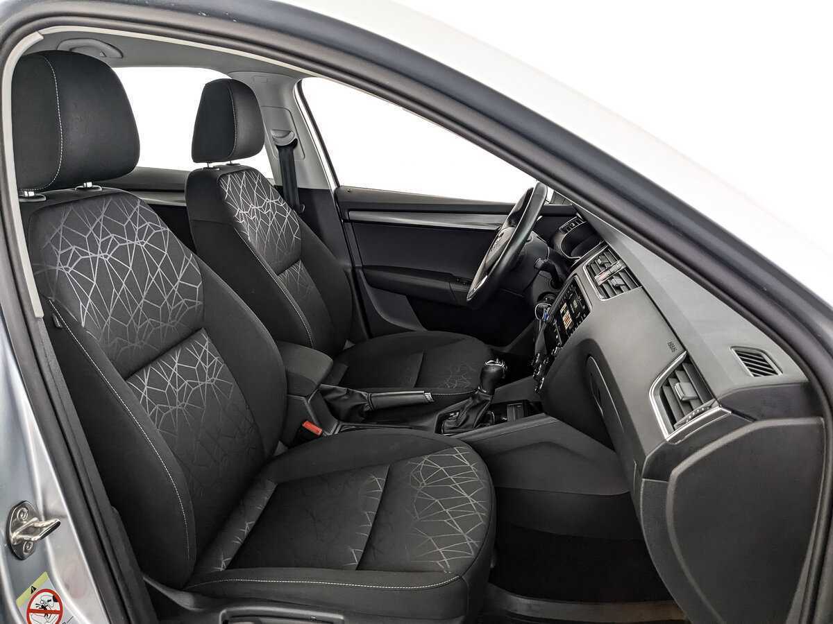 Купить Skoda Octavia с пробегом. Фото: #19