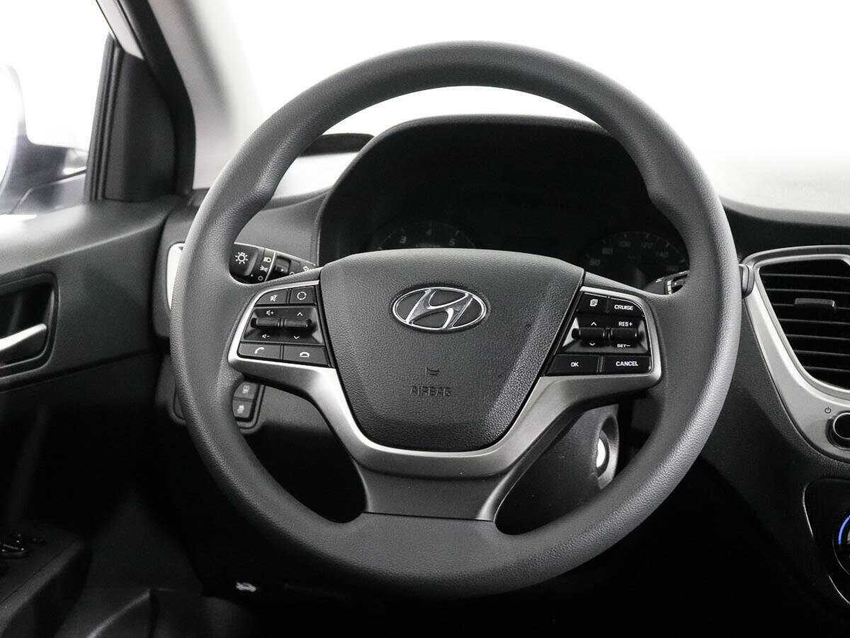 Купить Hyundai Solaris с пробегом. Фото: #12