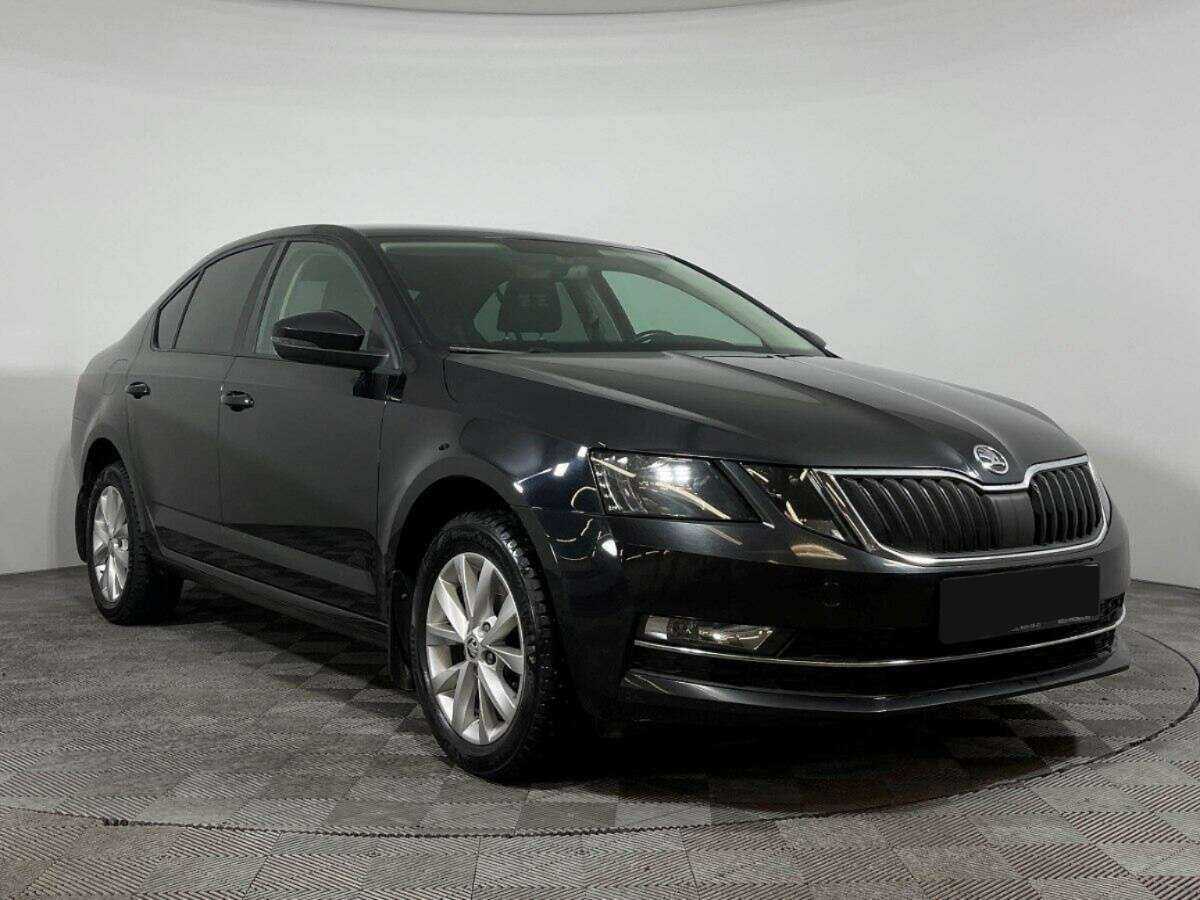 Купить Skoda Octavia с пробегом. Фото: #2