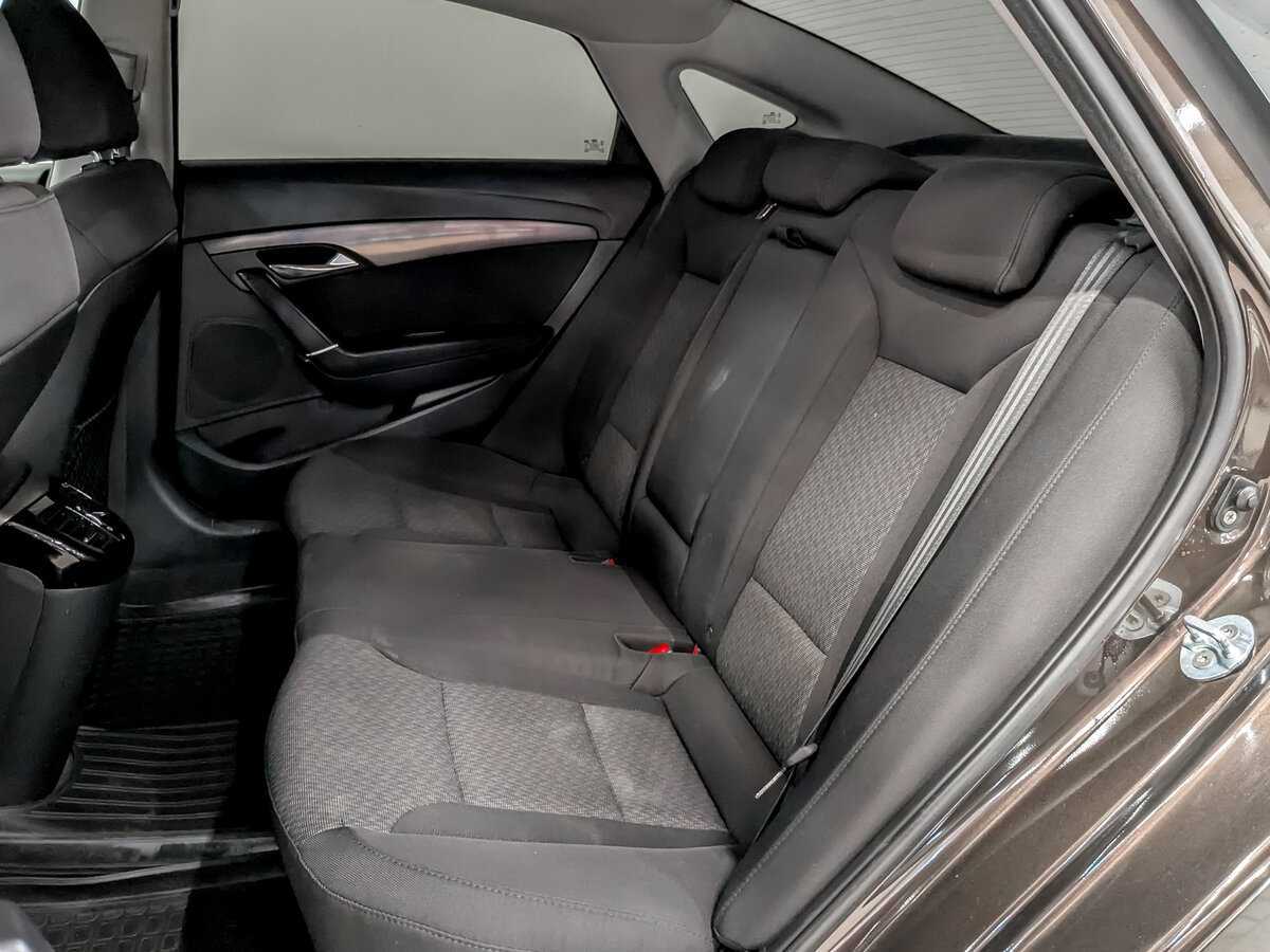 Купить Hyundai i40 с пробегом. Фото: #11